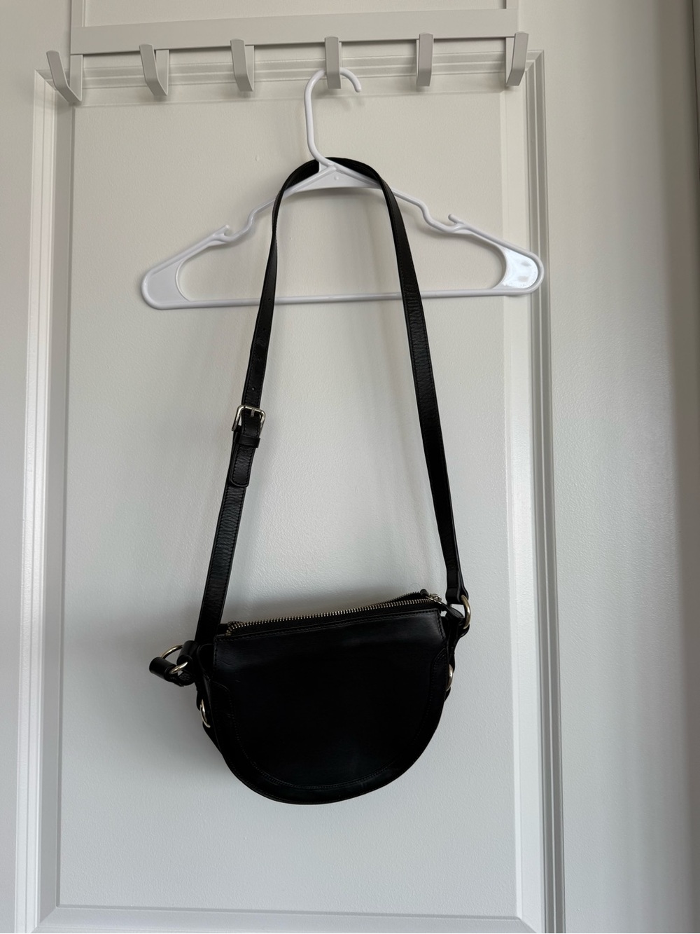Massimo Dutti Black Leather Crossbody Saddle Bag